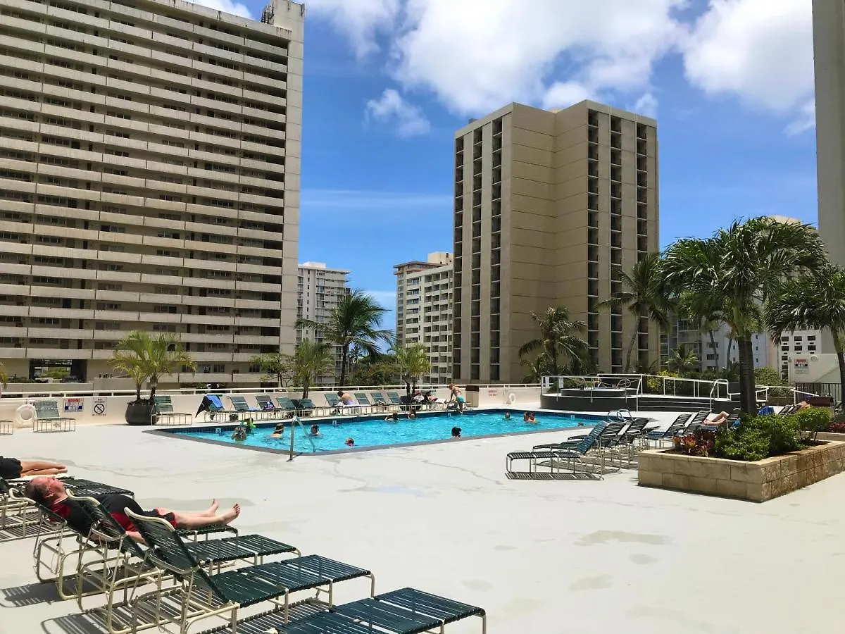 Mountain View Getaway, Free Parking And Beach Steps Away Honolulu 0*,  United States